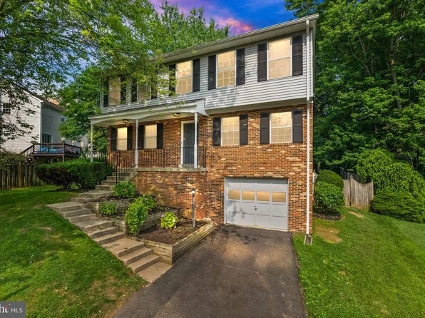 13345 Packard Dr, Woodbridge, VA 22193