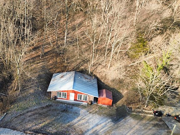 3rd image of 740 Michigan Rd