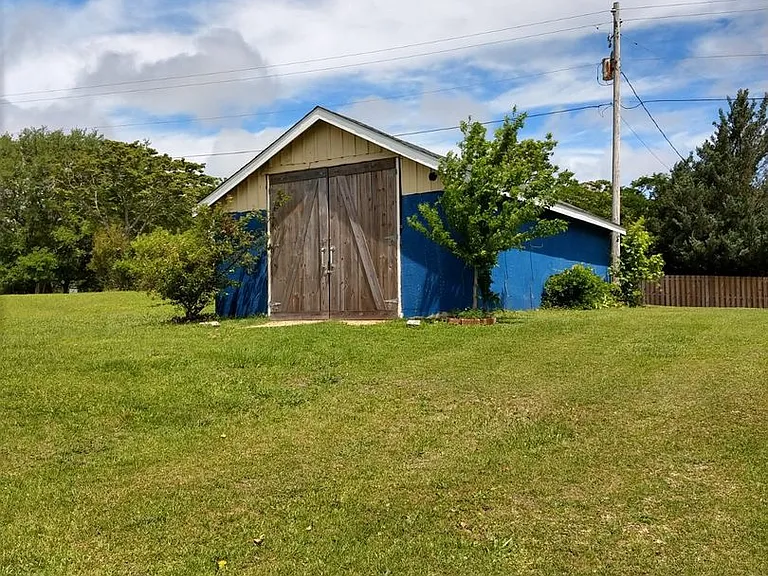 108 Hawkins Creek Ln — Photo 38