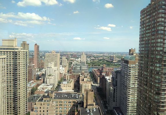 4th image of 301 E 79th St APT 37H