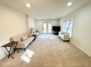 12923 Circle Dr, Rockville, MD 20850