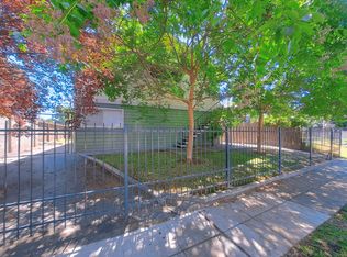 122 N College Ave APT 201, Fresno, CA