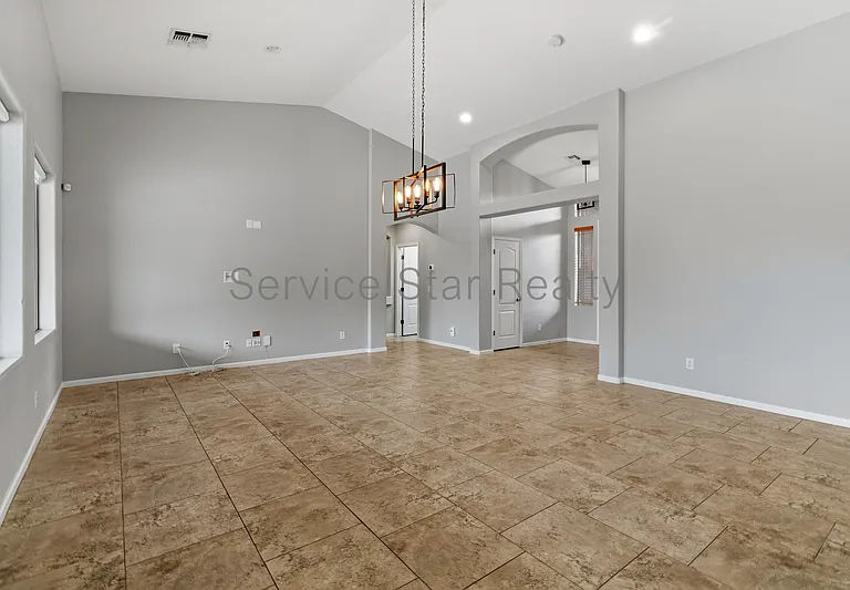 15843 W Desert Mirage Dr — Photo 6