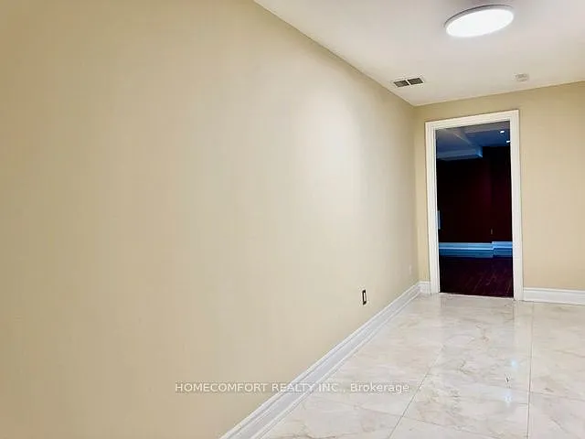 122 A Clarendon Dr #BASEMENT — Photo 4