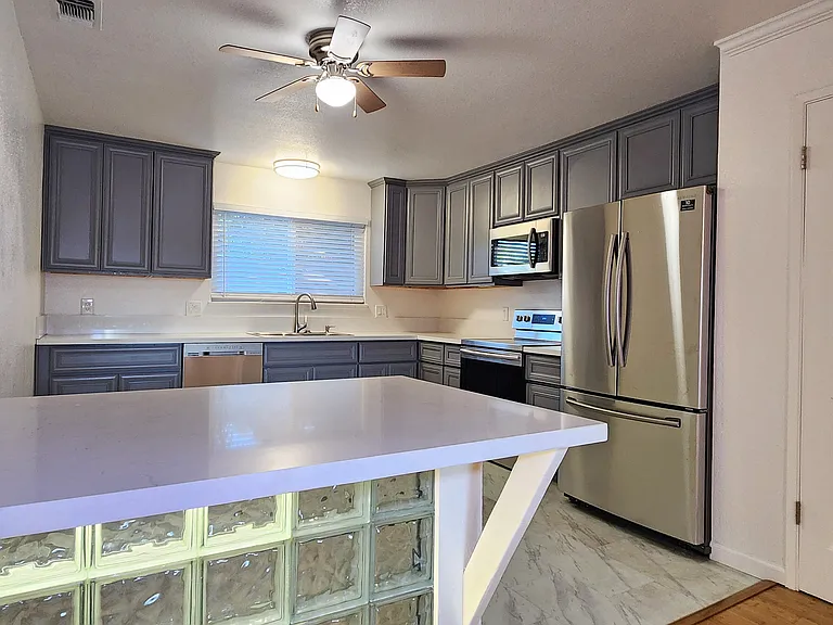 1430 V St #2 — Photo 5