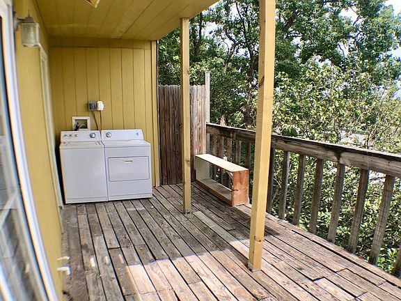 5th image of 1713 Burton Dr #B5