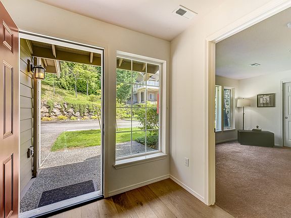 5th image of 22746 SE 43rd Ct