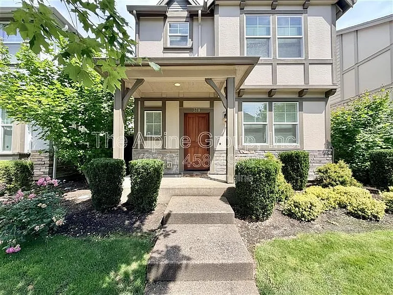 378 SW Mitchum Ter — Photo 2