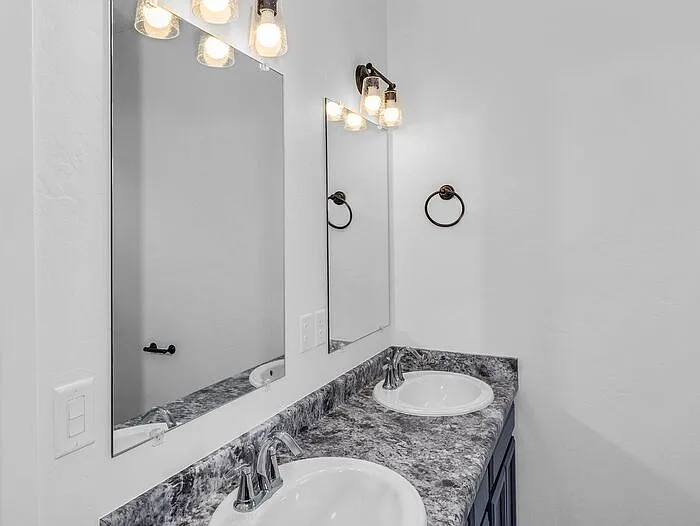 387 Hidden River Dr — Photo 16