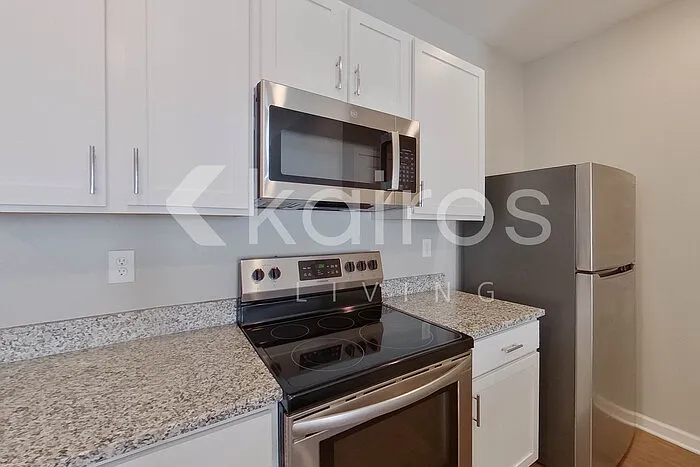 220 Long Island Dr — Photo 5