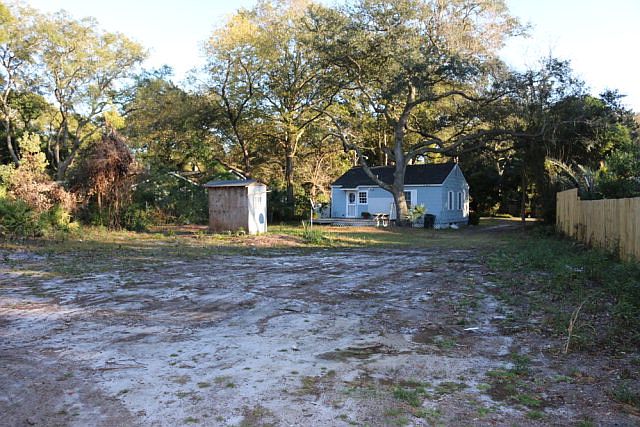 2nd image of 217 Anguilla Ave