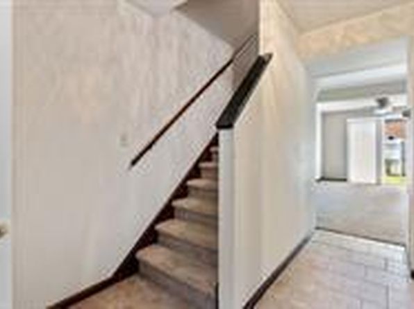 923 Lakeview Ave APT D-923D