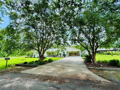 700 W Ave N, Broxton, GA, 31519