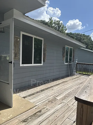 4125 Sandfort Rd Photo 1