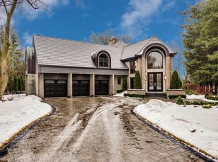 1622 Mistwood Dr, Naperville, IL 60540