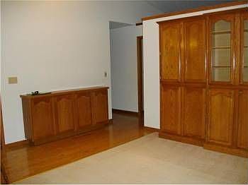 2nd image of 1912 Creeksedge Dr