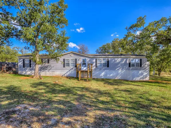 25221 Brandy Ln, Tecumseh, OK 74873