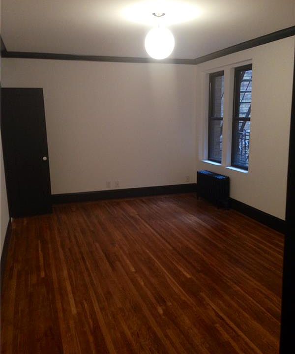 1st image of 220 W 24th St APT 4E
