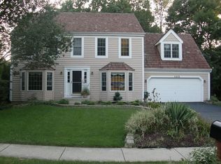 4812 Kings Way W, Gurnee, IL 60031