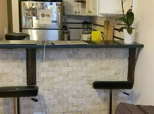 409 Fairview Ave APT 1R, Ridgewood, NY 11385