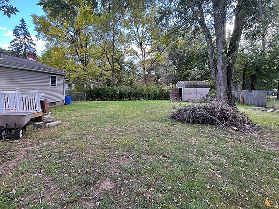 5th image of 14 Jackson Rd