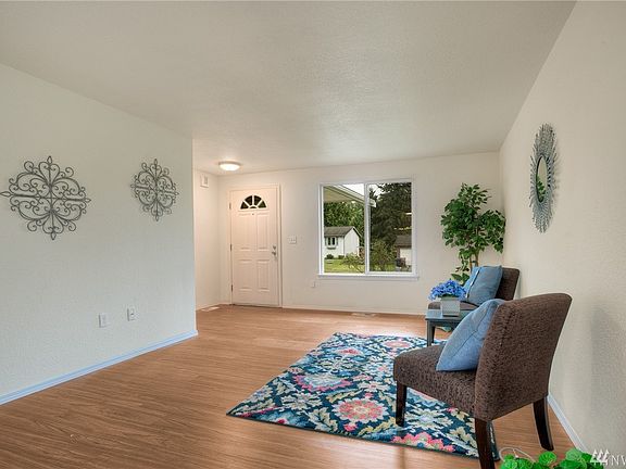 3rd image of 1708 14th Ave SE