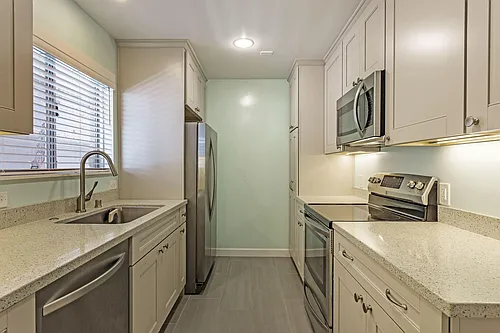 675 Sharon Park Dr #223 Photo 1