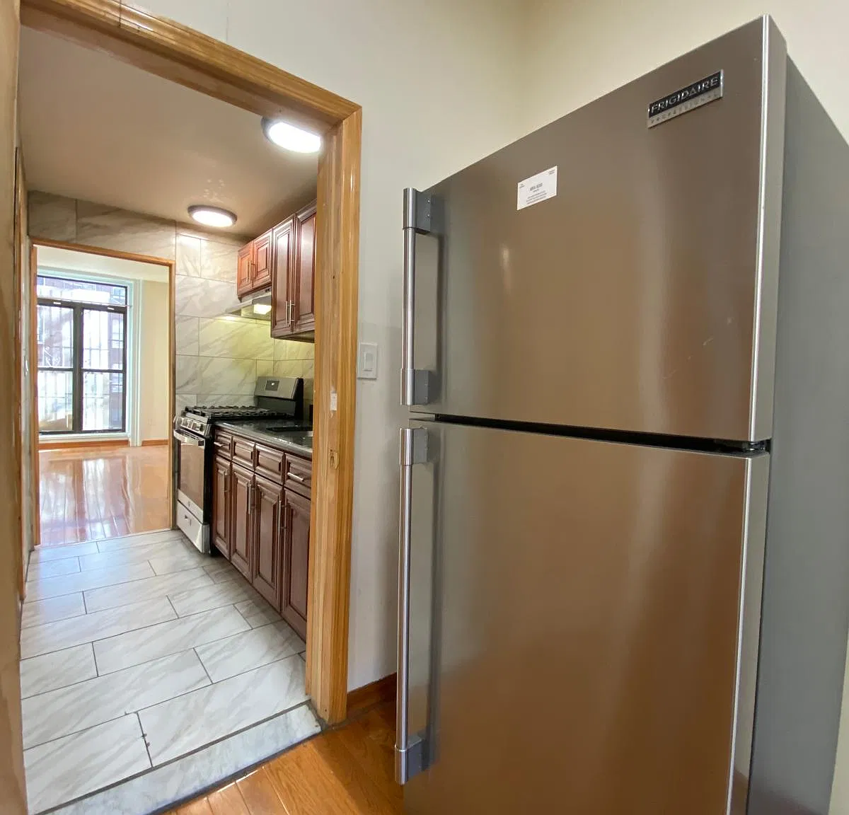 372 Grand Avenue — Photo 4