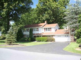 1538 Appletree Rd, Harrisburg, PA 17110