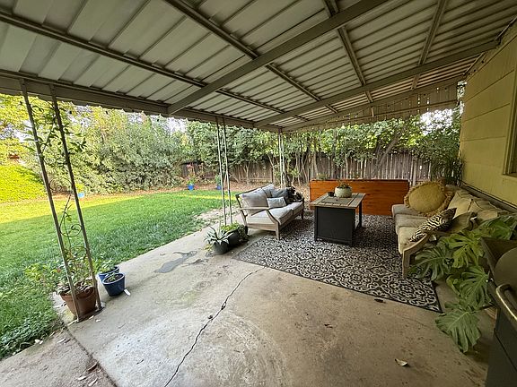 4th image of 4114 Arden Way
