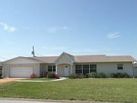 1st image of 135 Banyan Dr