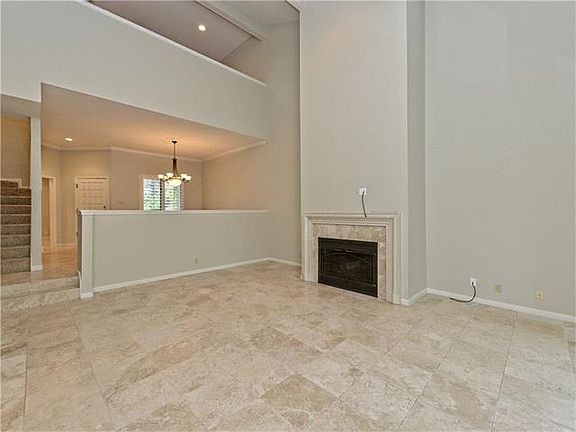 5th image of 4231 Westlake Dr APT G2