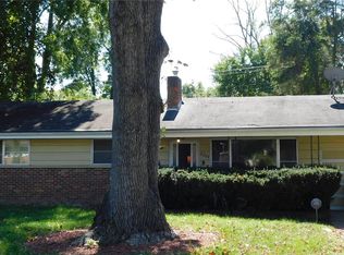 2224 Collett Dr, Saint Louis, MO 63136