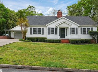 304 E 2nd Ave, Easley, SC 29640