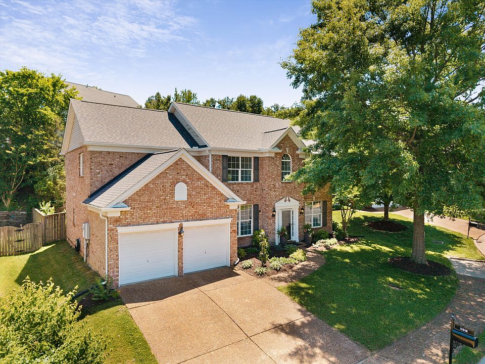 1st image of 133 Sterling Oaks Ct