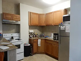 Rented by Aimee Grodanz, LREB