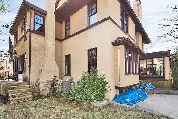 Sold by House-N-Key Realty | media 4