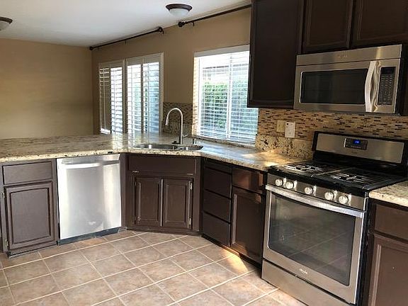 2nd image of 9082 Duovo Way