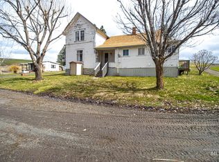 13065 Shadow Ln, Kendrick, ID 83537