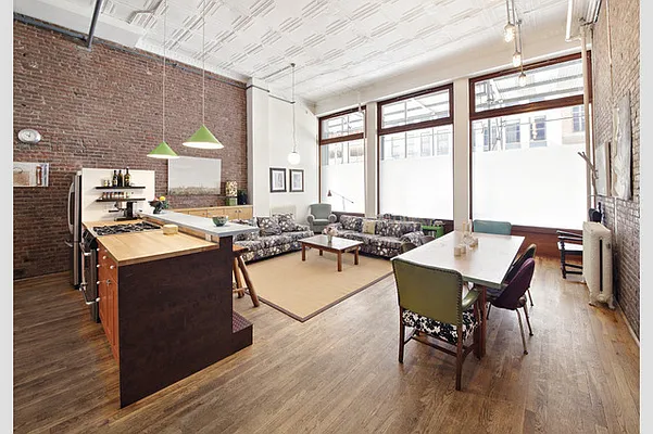 Sold by Compass | media 2