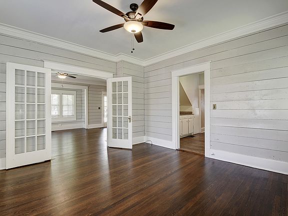 5th image of 903 Shoal Cliff Ct Unit A