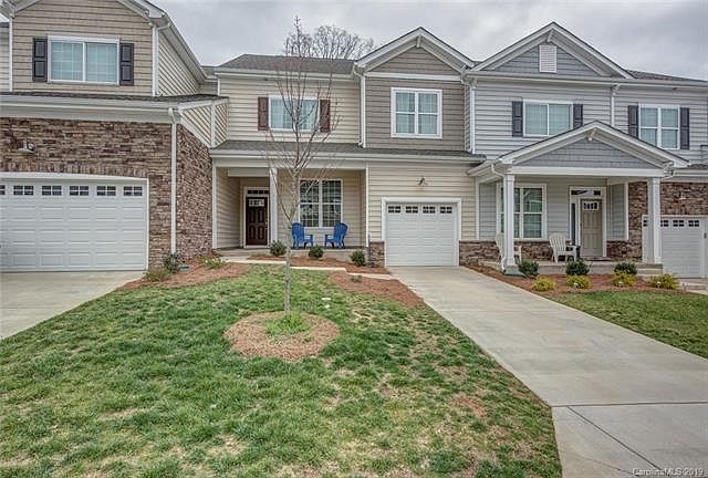 1st image of 548 Park View Dr