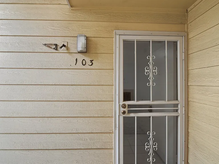 12450 E Cornell Ave #103 — Photo 3