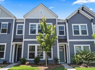 517 Morrows Turnout Way, Pineville, NC 28134
