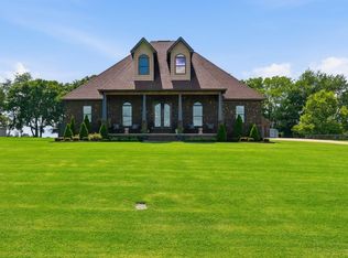 270 Cloverleaf Cir, Killen, AL 35645