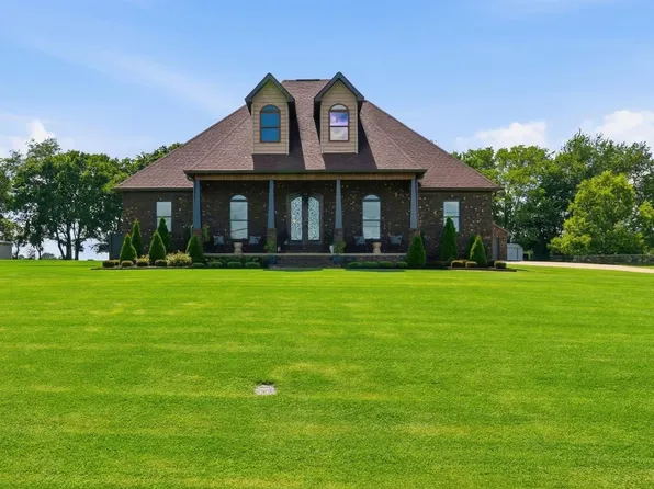 270 Cloverleaf Cir, Killen, AL 35645