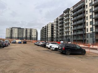 181 Elmira Rd N #101, Guelph, ON N1K 1Z1
