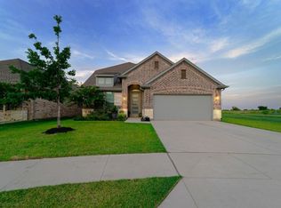 1120 Stallion Ln, Justin, TX 76247