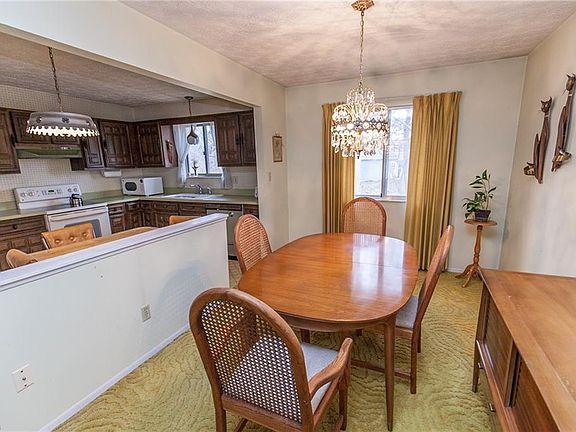 5th image of 2537 Ashdale Dr