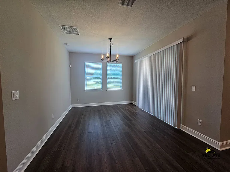 379 Birkdale Dr — Photo 13